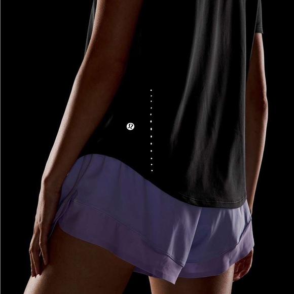 Lululemon training/running shirt. Dark grey. - Picture 2 of 5